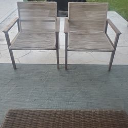 SET 2 PATIO CHAIRS - ROPE & WOOD - COMFORTABLE - 23.5D X 27.5W X 32H INCH