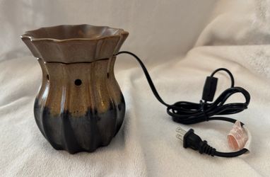 Scentsy Tia Premium Wax Warmer