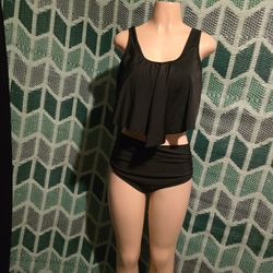 New Black Bikini Set Size Medium Stretch 