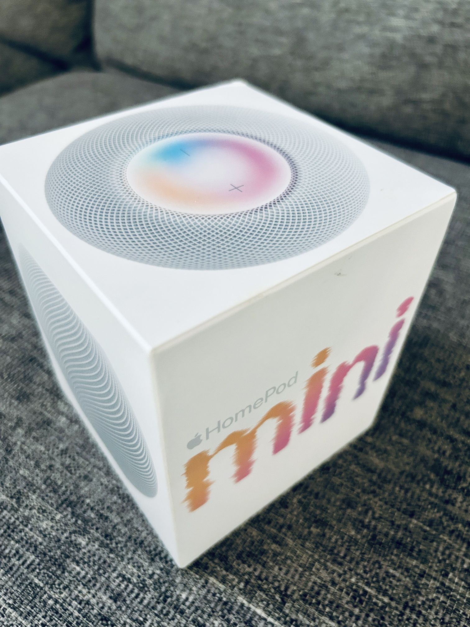Apple HomePod Mini! Hardly Used! Perfect Condition