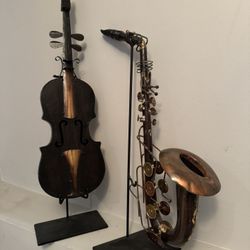 Metal violin, and saxophone decor set