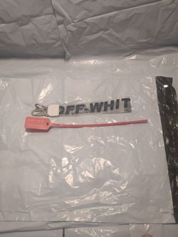 Off White Keychain  And Zip Tye- Black - New