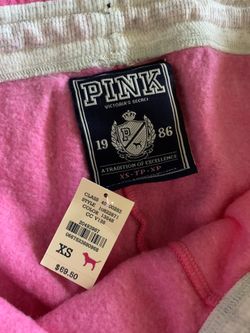 Lots of Women’s Clothing In Great Condition.