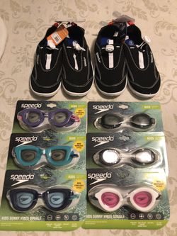 Speedo goggles and shoes