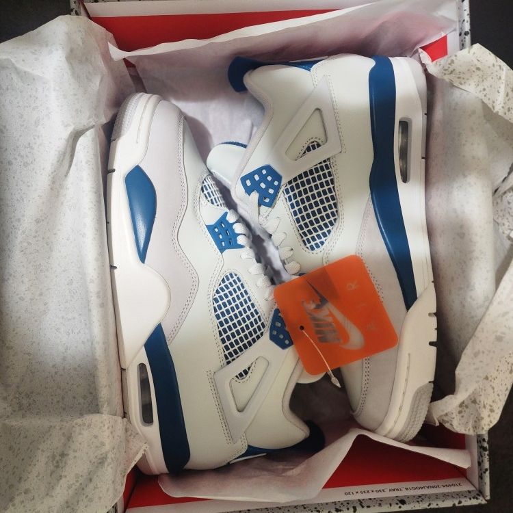 Jordan 4 Military Blue 