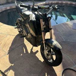 Venom Evader / E Grom 