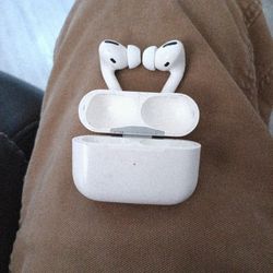 APPLE Pro 3 Airpods