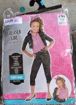 costume