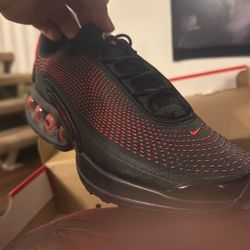 Air Max DN red/black