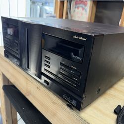 Fisher 24 Studio Management CD Player 