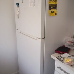 refrigerator for sale e a t g 18200 w 18.3 cubic feet