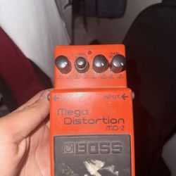 Boss MD-2 Mega Distortion Pedal