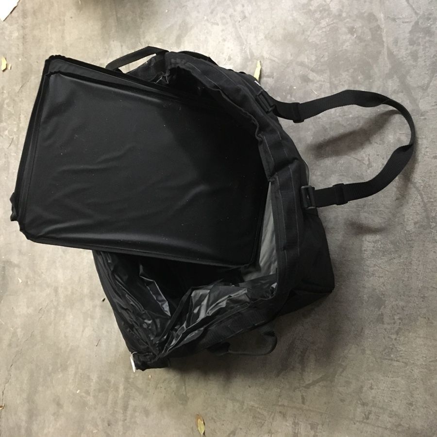 Insulated Waterproof Cooler Backpack for Sale in Las Vegas, NV - OfferUp