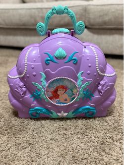 Disney Princess Ariel Music & Light's Clam Vanity