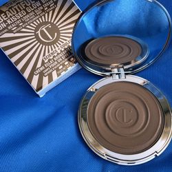 Charlotte Tilbury Cream Bronzer Never Used Retails For $58 At Sephora / Ulta Beauty Shade : 2 Medium 