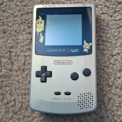 Nintendo Gameboy Color Pikachu Edition