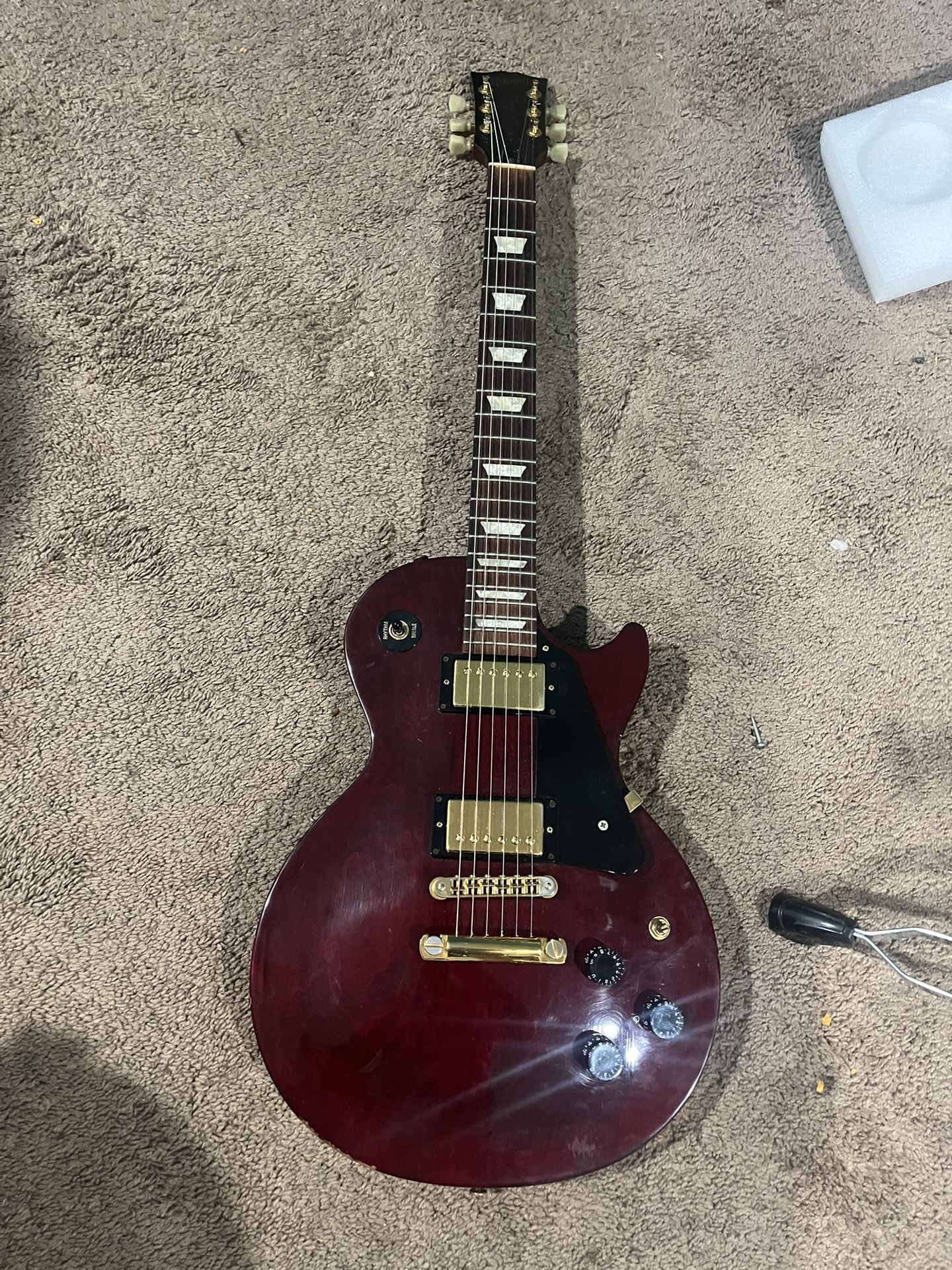 Gibson les paul electric guitar
