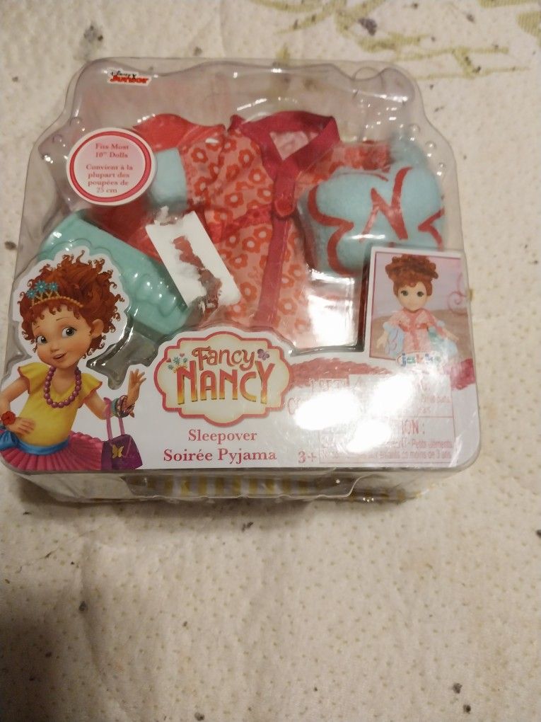 Fancy Nancy Doll Set