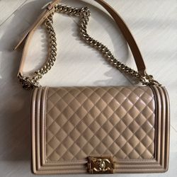 Chanel Boy Bag Patent Leather 