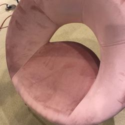 Pink Velvet Chair