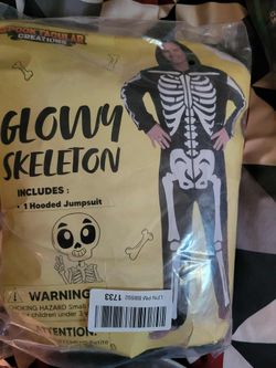 Costume