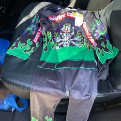 Size 3-4 Gravedigger Costume