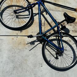 BICYCLE MOUNTAIN BIKE