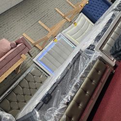 👑𝙑𝘼𝙇𝙀𝙍𝙄𝘼'𝙎👑 𝙁𝙐𝙍𝙉𝙄𝙏𝙐𝙍𝙀 𝘼𝙉𝘿 𝙈𝘼𝙏𝙏𝙍𝙀𝙎𝙎 𝙎𝘼𝙇𝙀✅️ 