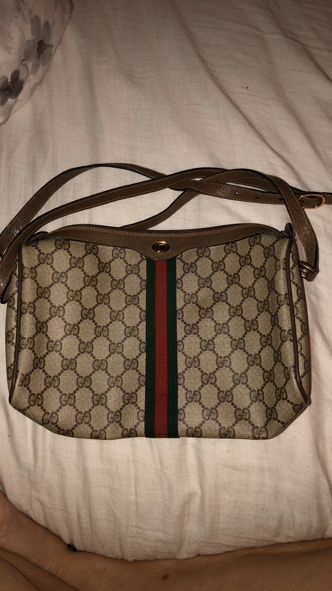 Vintage Gucci crossbody bag
