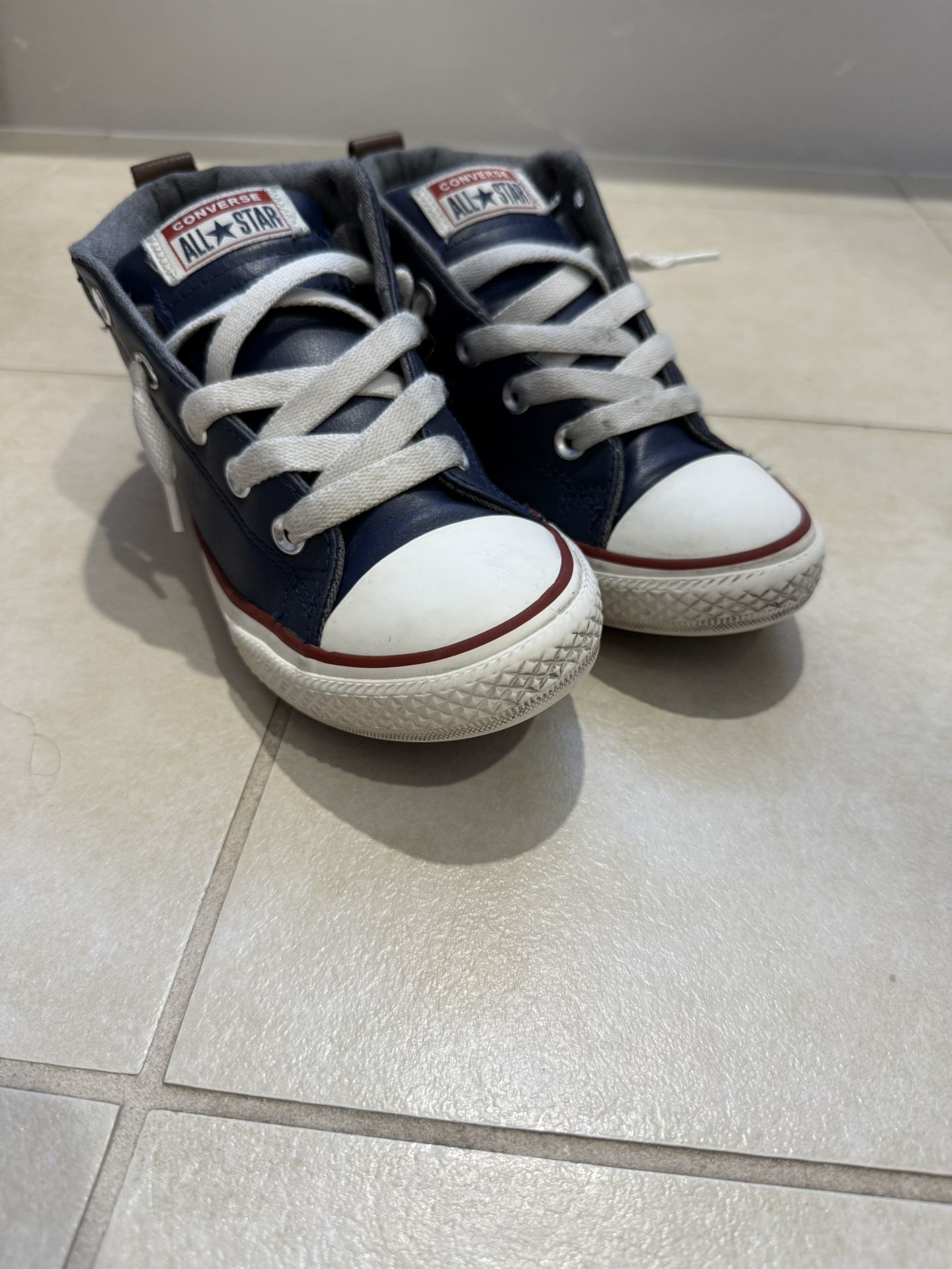 Converse Star navy blue high-top sneakers,