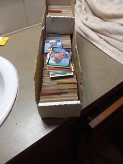 1980s And 90s Baseball Cards. Great Condition 