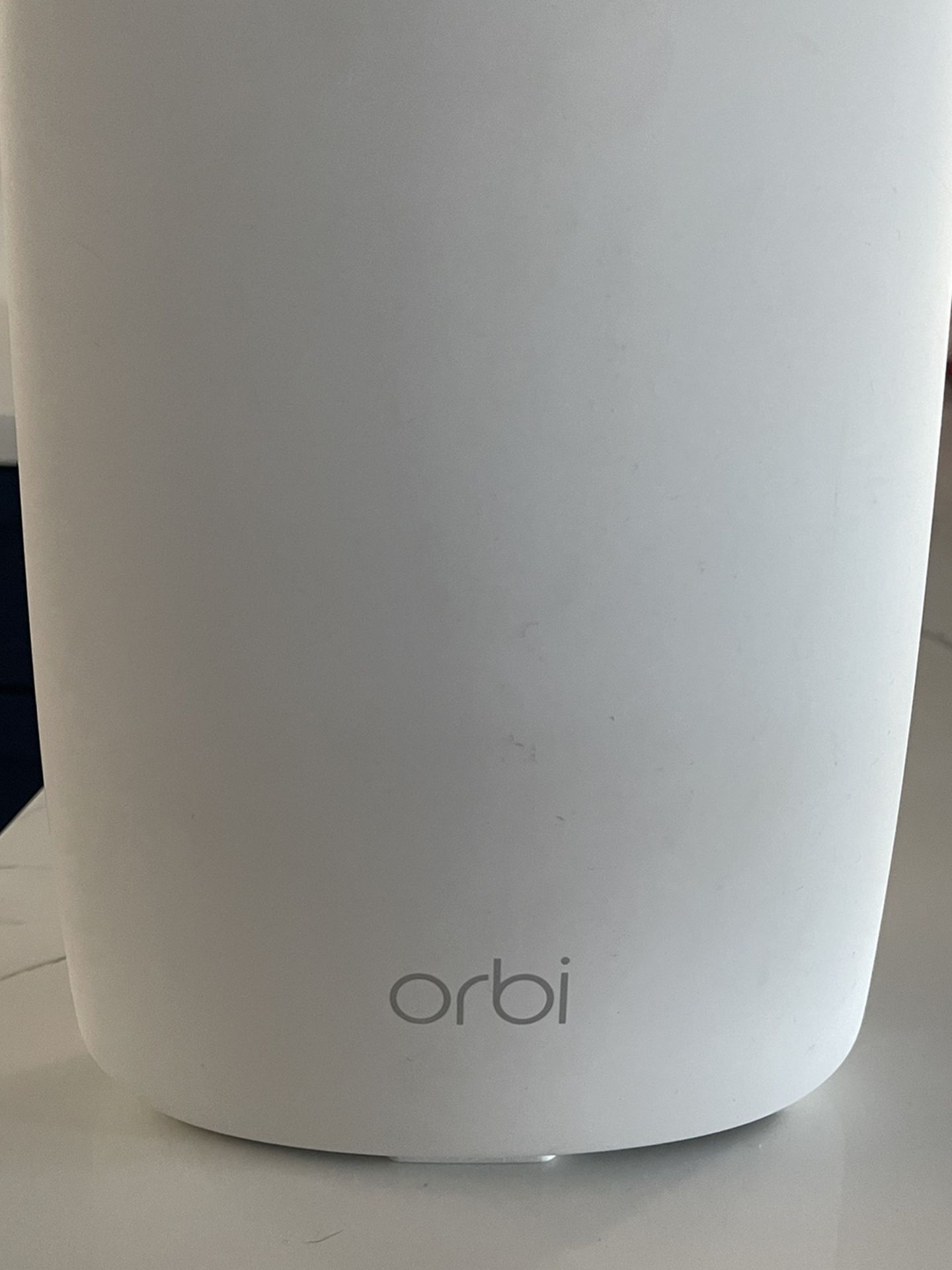 Orbi Mess Tri-band While Home Mesh Wifi System X 3