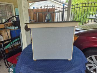 Nice Brand New Cat Shelter kit ll. Outdoor/indoor.