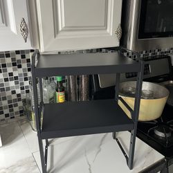 Metal stackable shelves