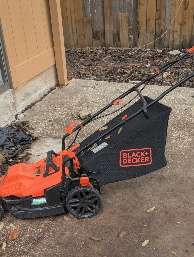Lawn Mower And Weed Wacker Combination 