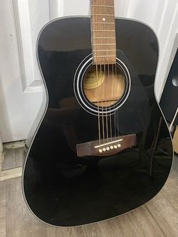 Yamaha Black Acoustic Guitar