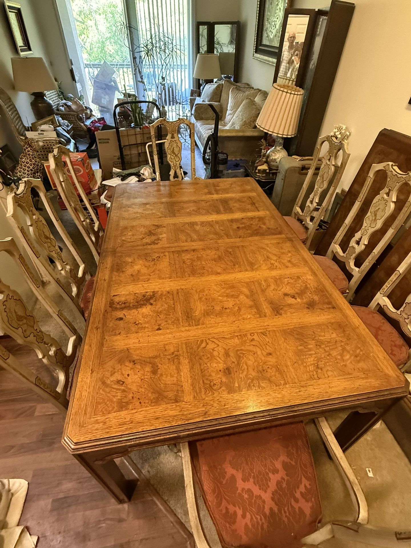 Vintage Heritage Dining Table And Chairs