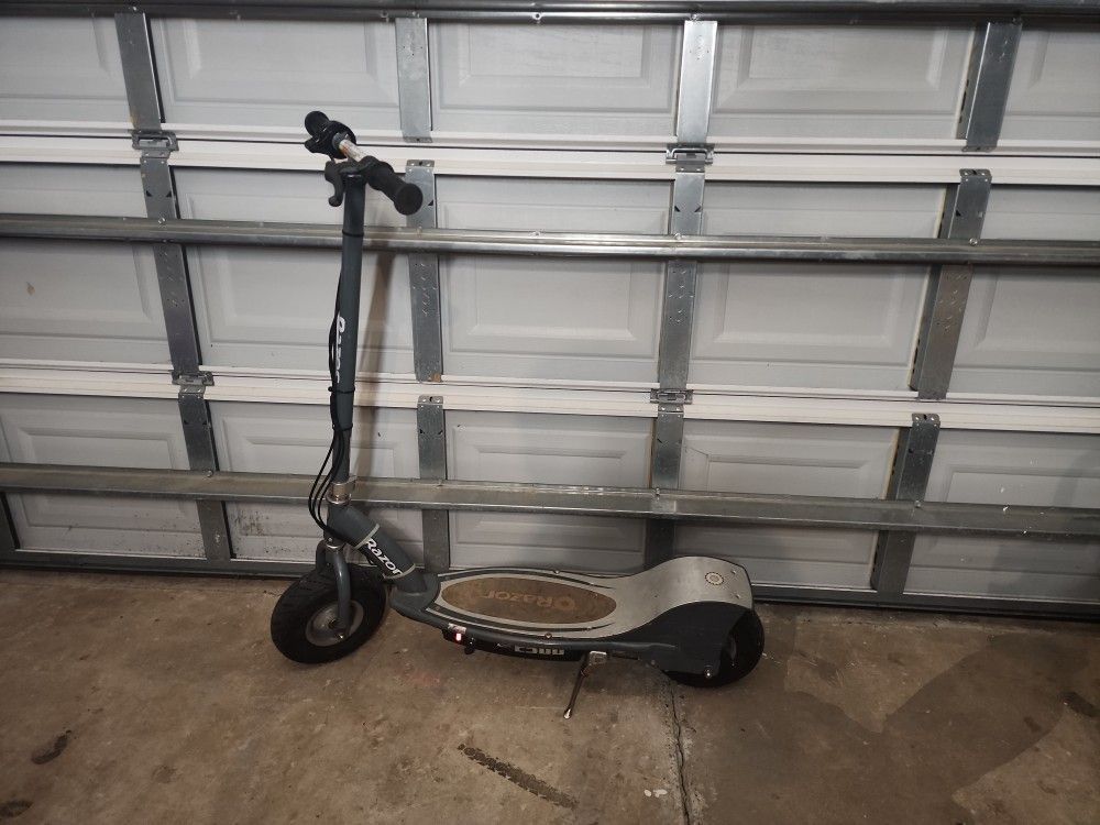 USED Razon E300 AUTENTIC POWER