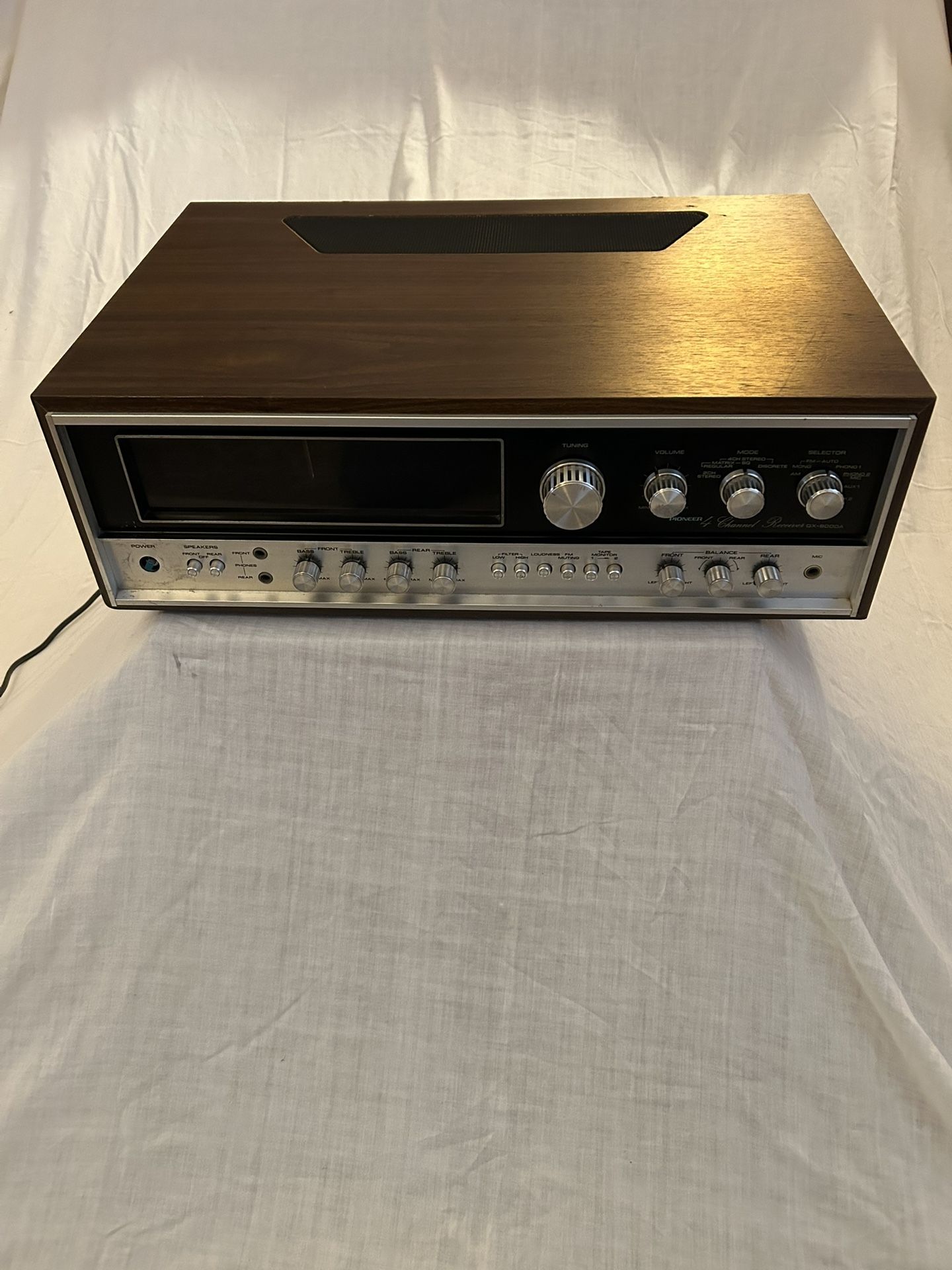  Vintage Pioneer QX-8000A Quadraphonic Amplifier. Collector’s Item. Fully Functional.