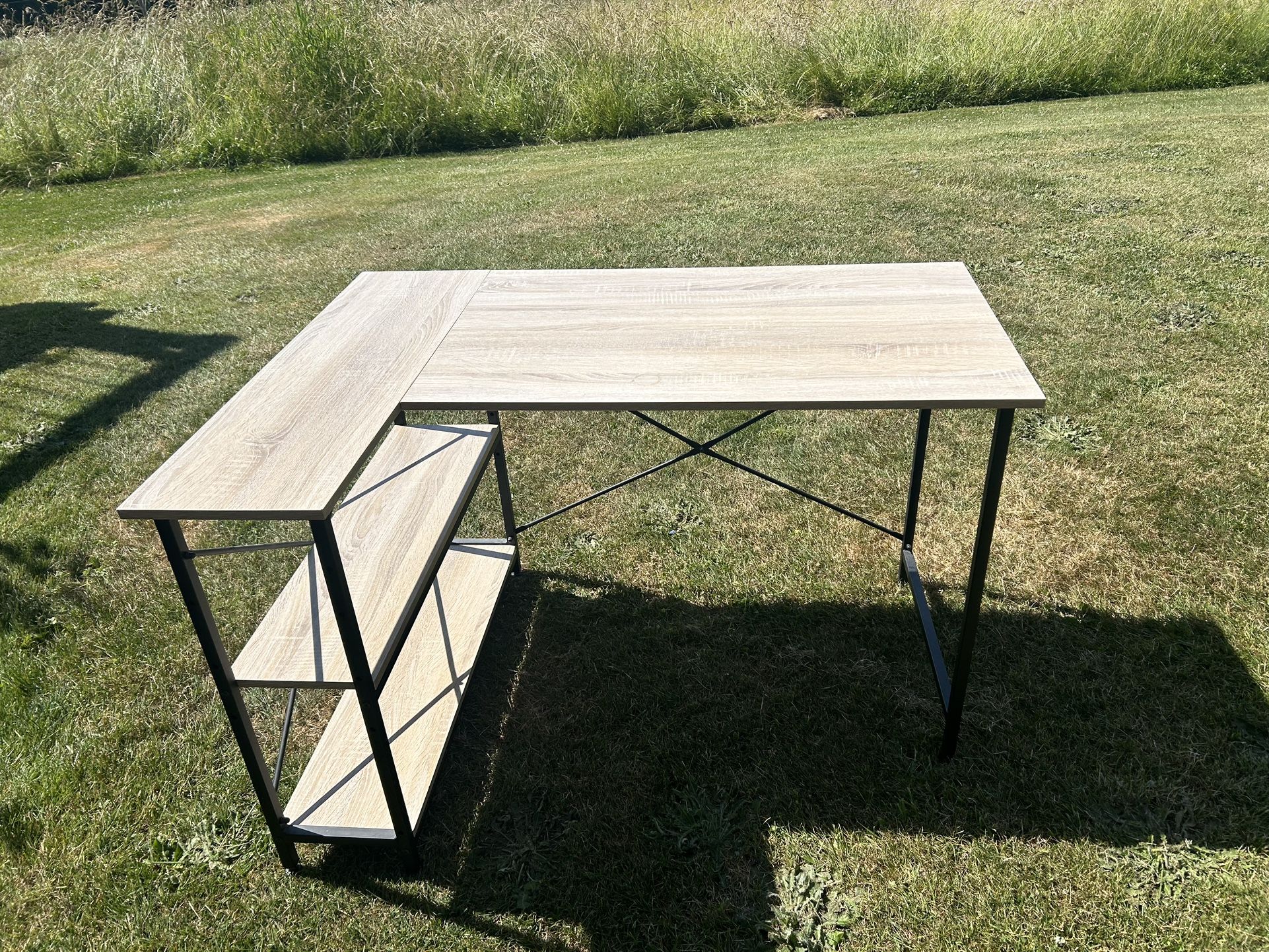 Desk With Side Shelves