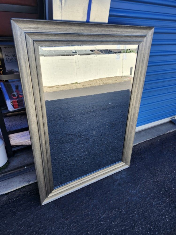 Mirror 32 X 40