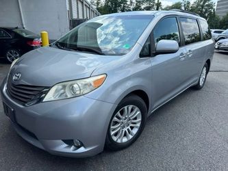 2012 Toyota Sienna