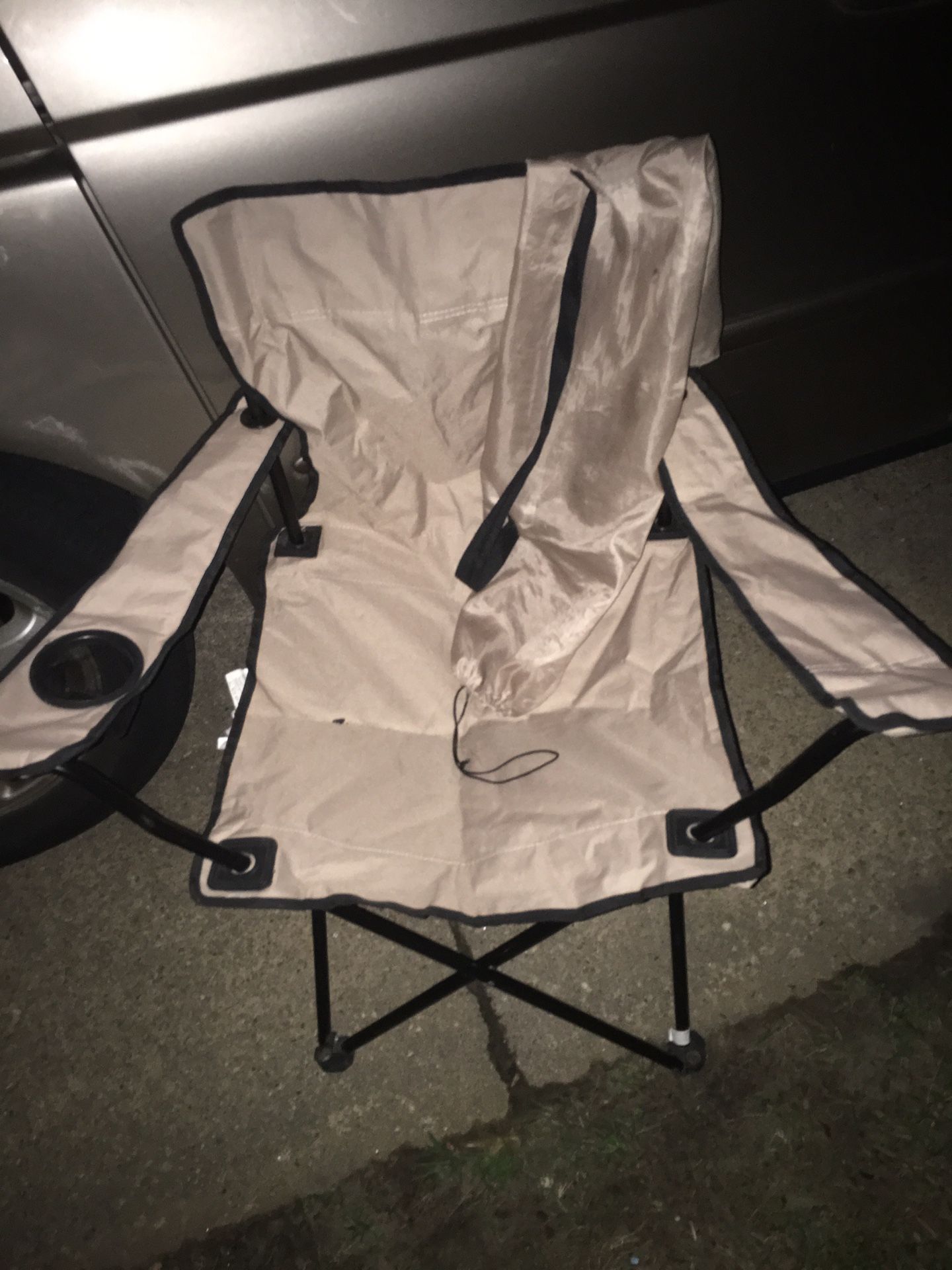 Lnew Large fold up camping chair only $15 firm