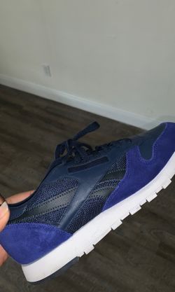 Reebok size 11
