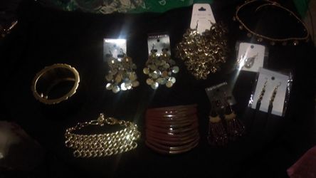 Jewelry Lot
