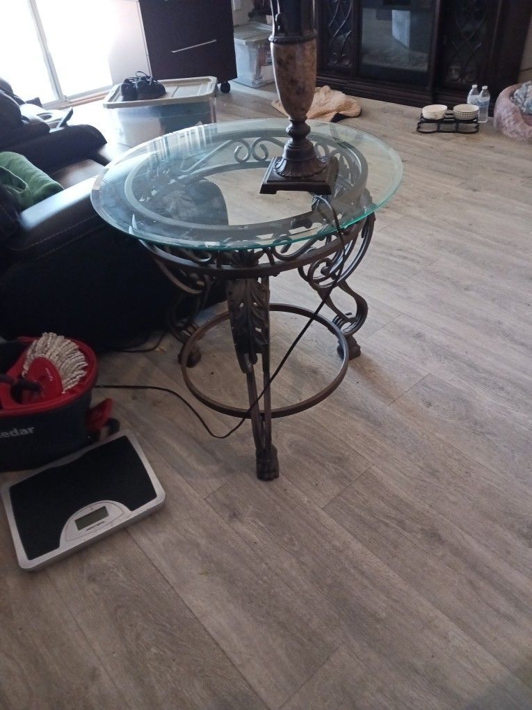 2 Identical End Tables