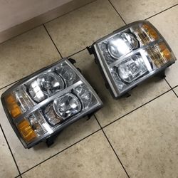 2007/2013 CHEVY SILVERADO HEADLIGHTS