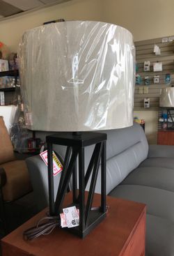 Table lamp, 21”