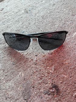 Conductor 8 Oakley sunglasses