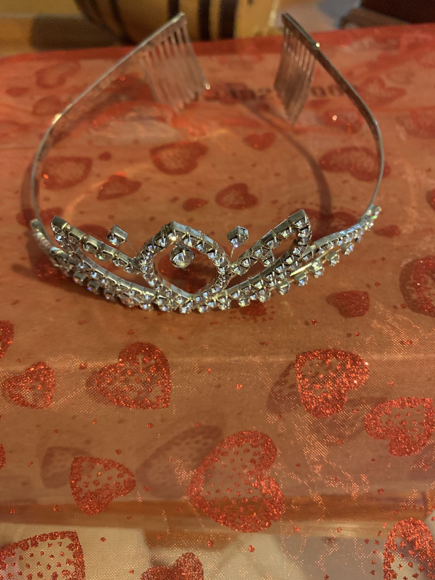 NEW QUINCEAÑERA TIARA